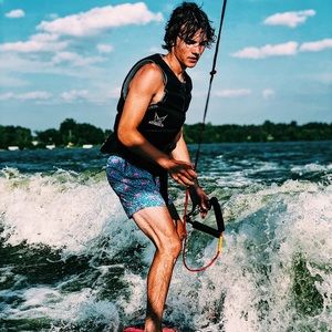 Meet your Posher, Carter